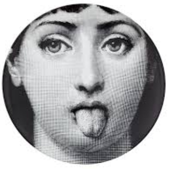 Meet your Posher, Rachel - Picture 1 of 1